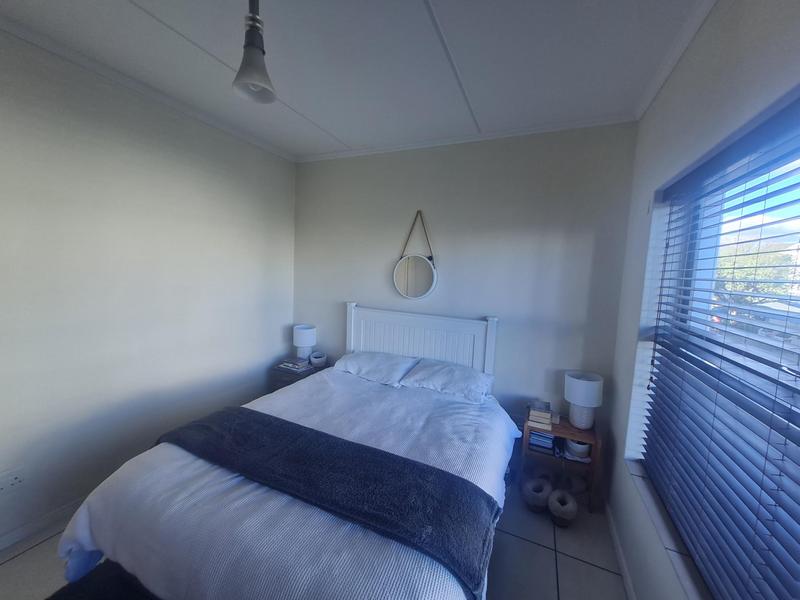 To Let 2 Bedroom Property for Rent in De Velde Western Cape